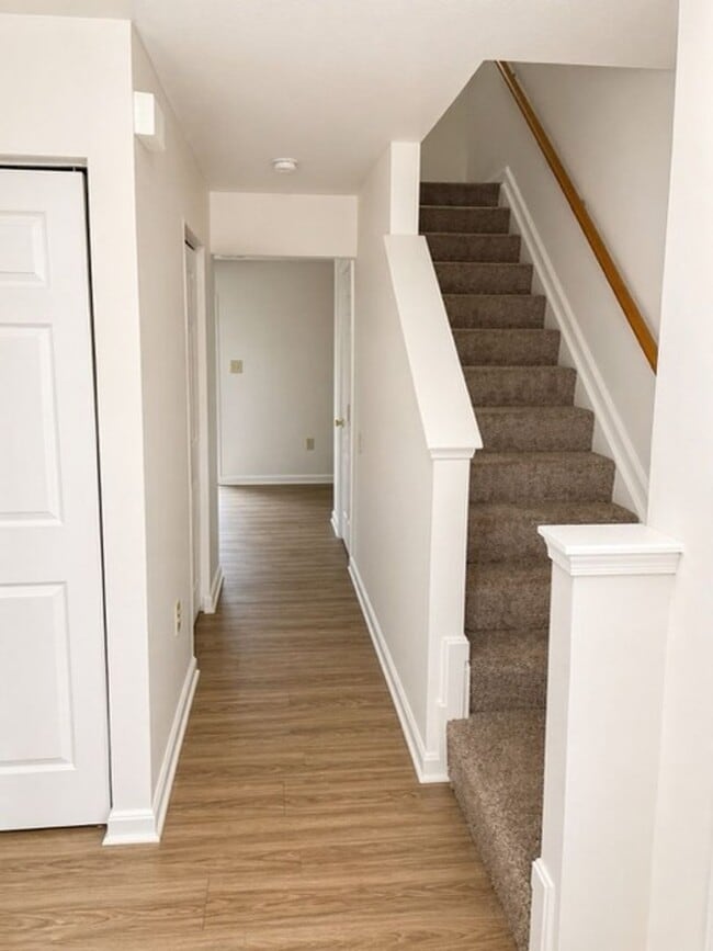 Photo - 45264 Woodstown Way