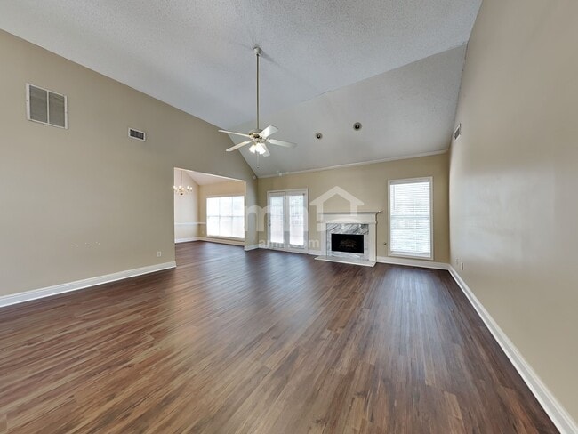 Photo - 154 Acadian Dr