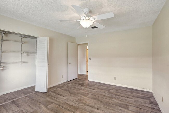 Photo - 903 Savannas Point Dr