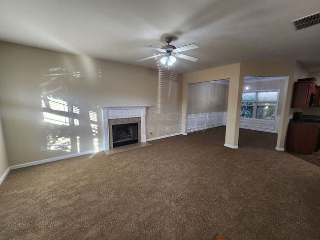 Photo - 1428 Autumn Wood Trail