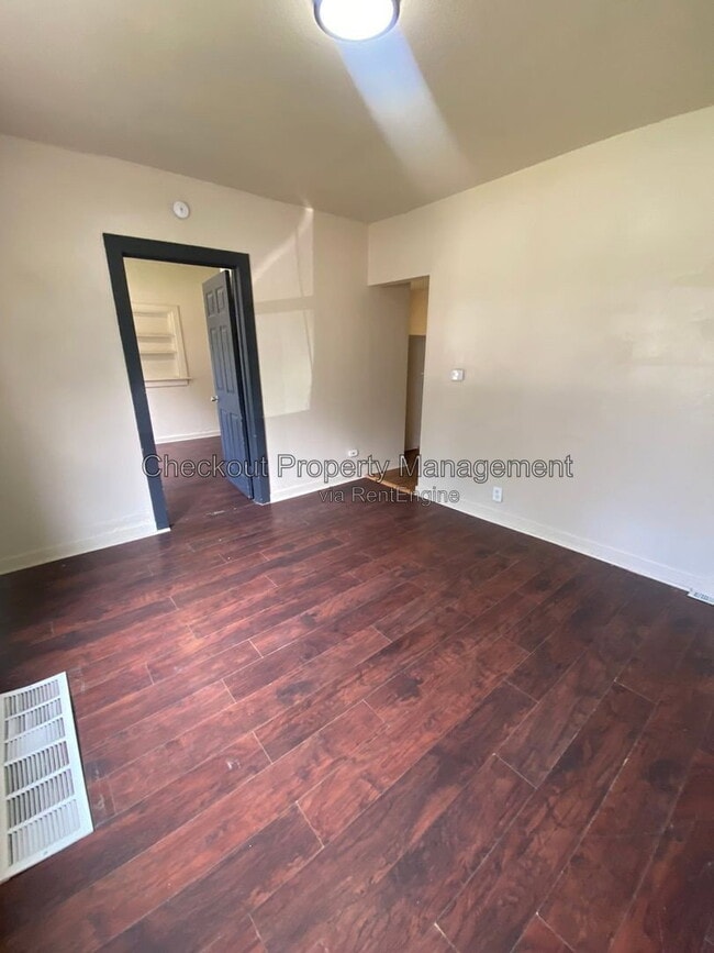3032 Tennyson Ave