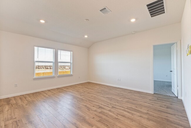 Photo - Modern Leander Living with Space to Grow and Room to Relax!