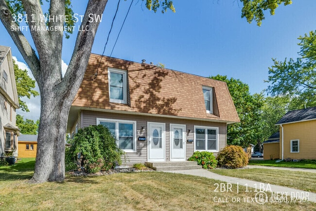 Photo - 3811 White St SW