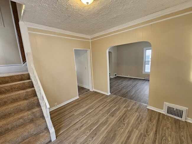 Photo - 3788 W 34th St