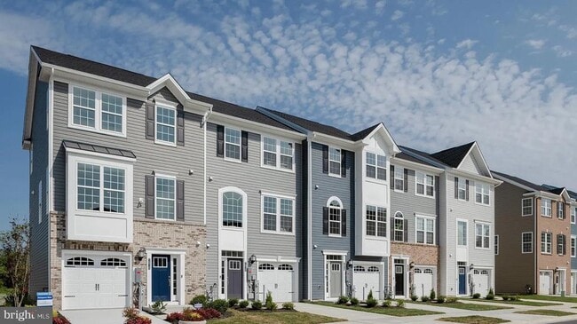 Building Photo - 7746 Meander Ct S Rental