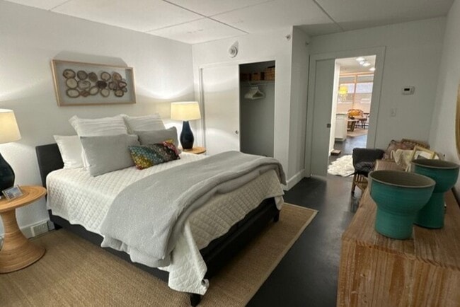 1.B Bedroom