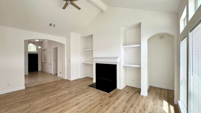 Photo - 7510 Golden Thistle Ln