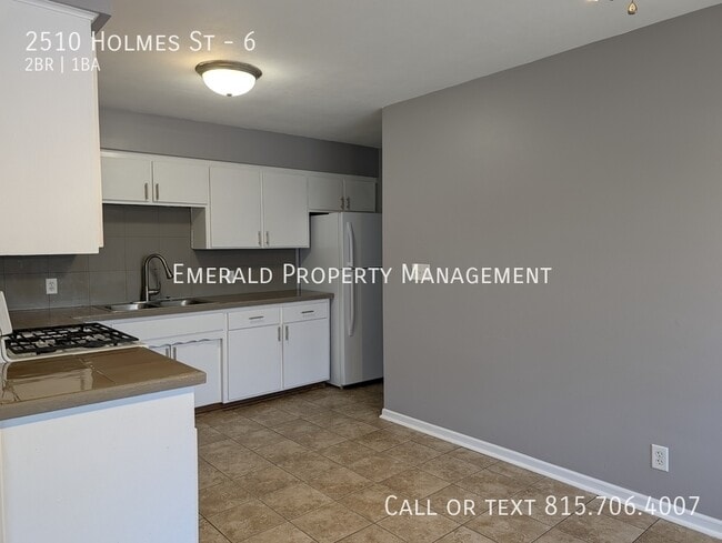 Photo - 2510 Holmes St Unit 6