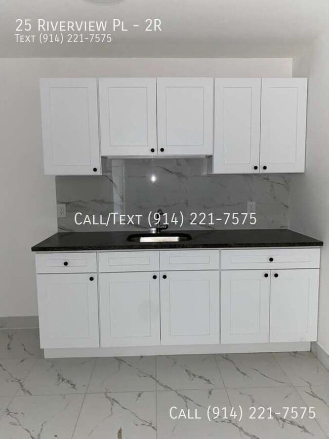 Building Photo - 25 Riverview Pl Unit 2R