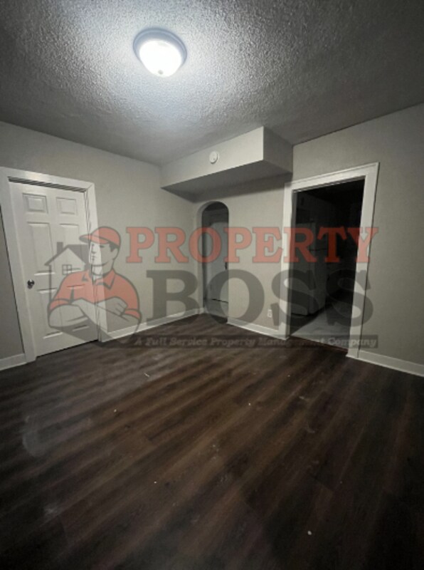 Photo - 1502 Broadway St