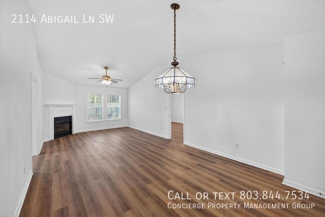 Photo - 2114 Abigail Ln SW