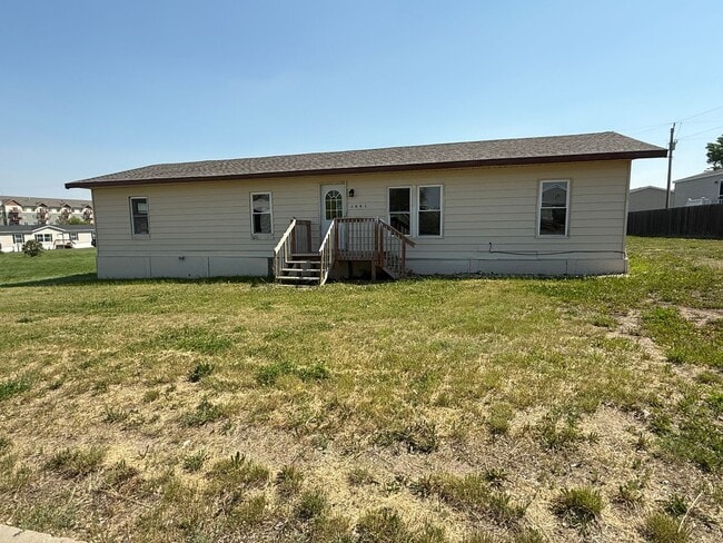 Single-family home available! - Single-family home available!