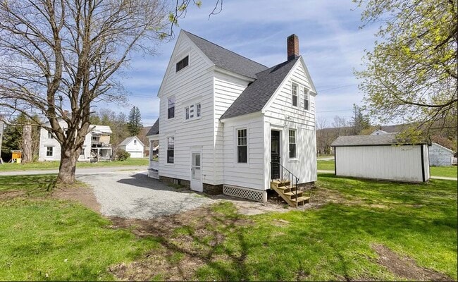 63 East St