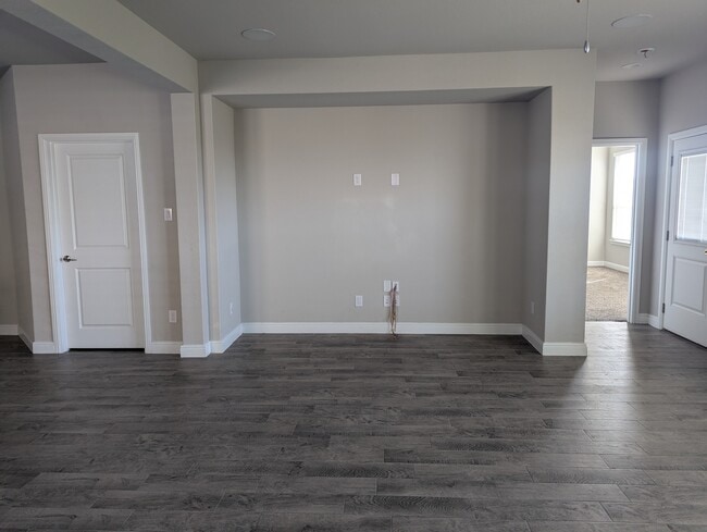 Photo - 15909 Bronte Ln