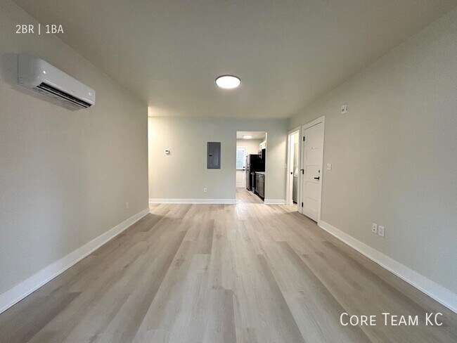 Photo - 4337 Mercier St Unit 4339-1N