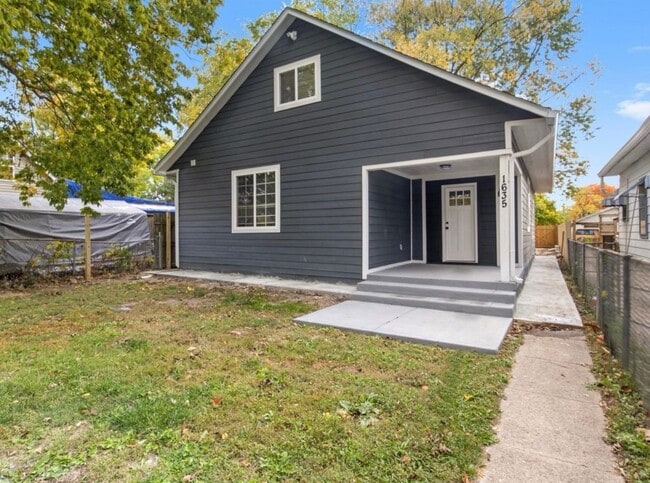 Photo - 1635 Cruft St