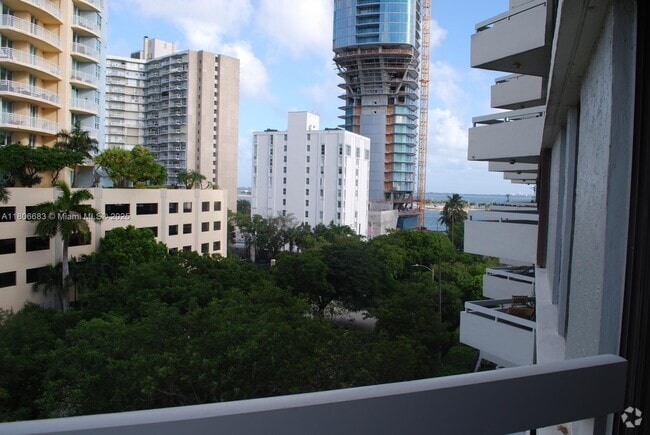 Building Photo - 2501 Brickell Ave Unit 602 Rental