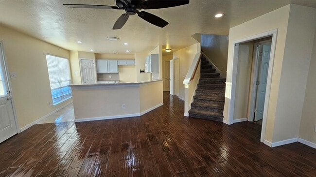Photo - 2320 Shady Pine Dr