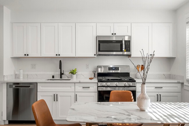 Kitchen - 2430 Prospect