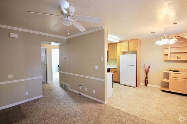 Building Photo - 2 Bedroom Condo in the Heart of Provo - Av...