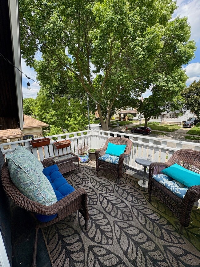 Photo - 2335 N 59th St Unit Upper