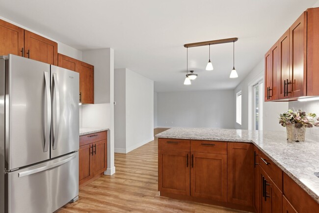Photo - 8645 Evergreen Dr NE