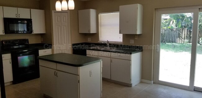 Photo - 4040 Iveyglen Ave