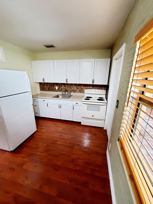 1125 SE 6th Ter Unit 7