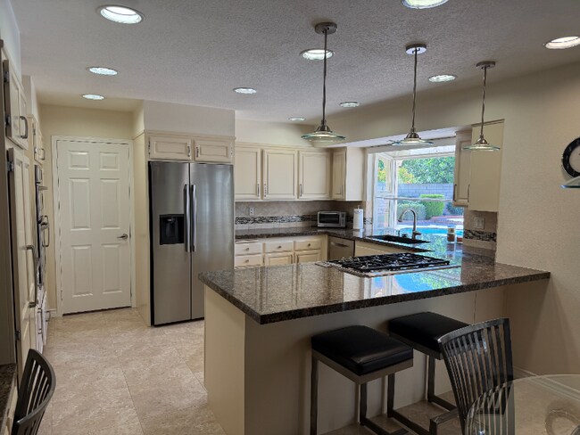 Photo - 23446 Blythe St Casa