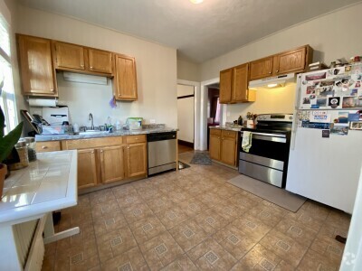 Building Photo - 51 Patten St Unit 1 Rental