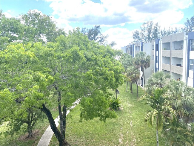 Photo - 10000 NW 80th Ct Condo Unit 2537