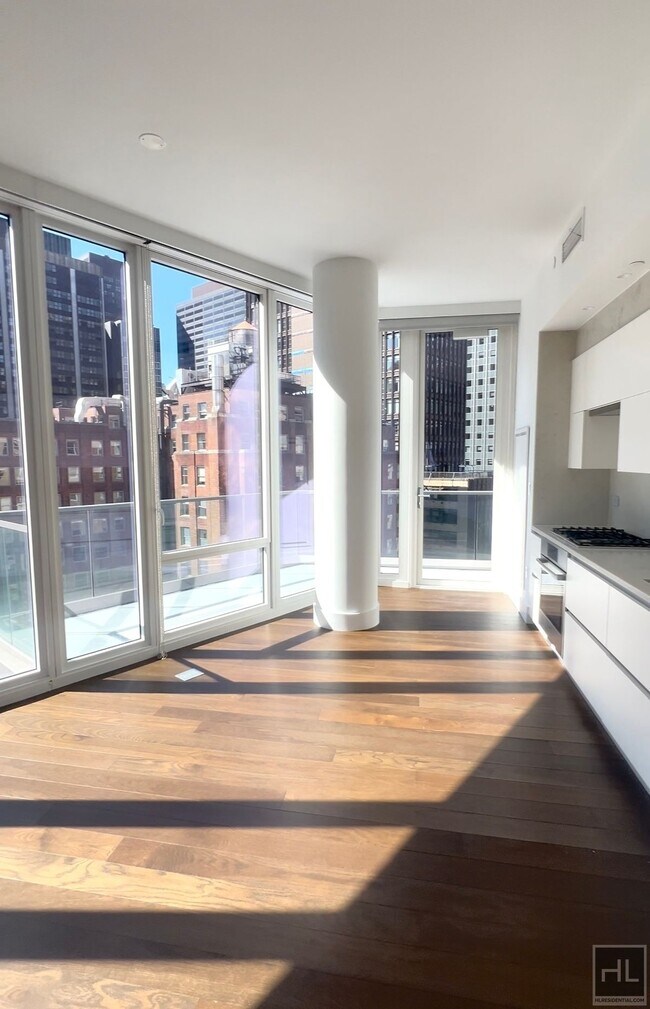East 44th Street / Amazing 2-Bed 2-Bath / ... - East 44th Street / Amazing 2-Bed 2-Bath / ... Apartment Unit 14E