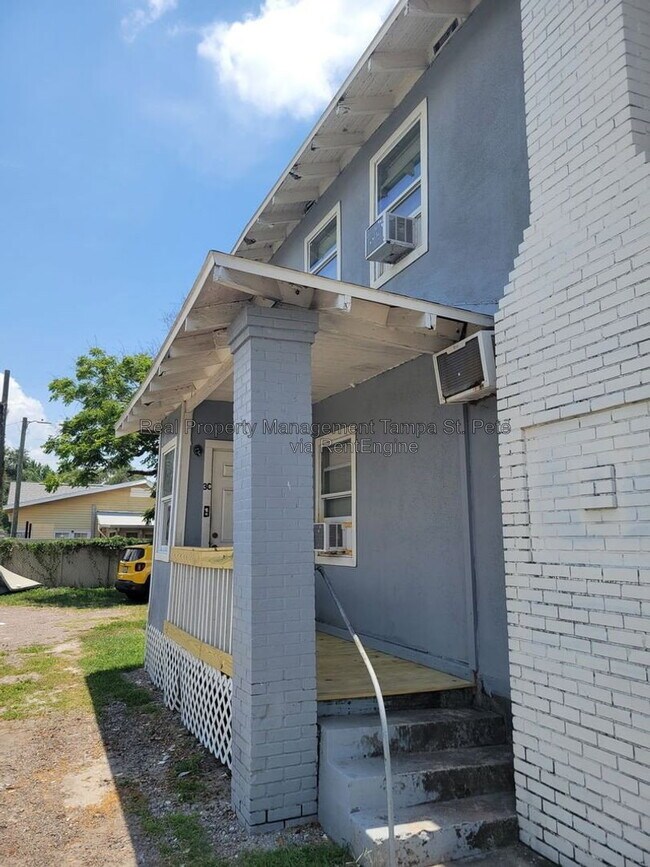 803 E Lake Ave Unit B