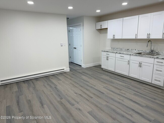 Photo - 1159 Luzerne St
