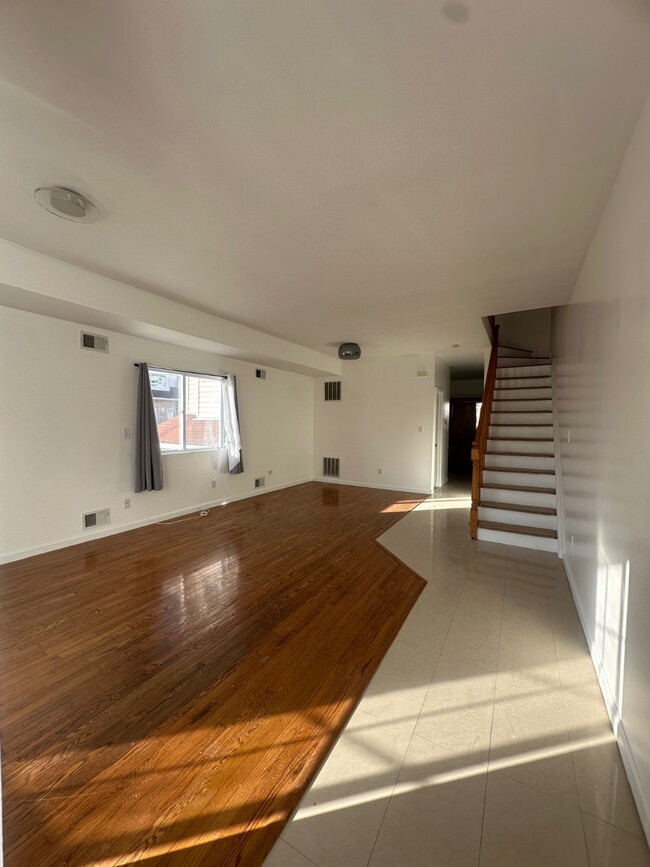 Photo - 377 Timber Ridge Dr