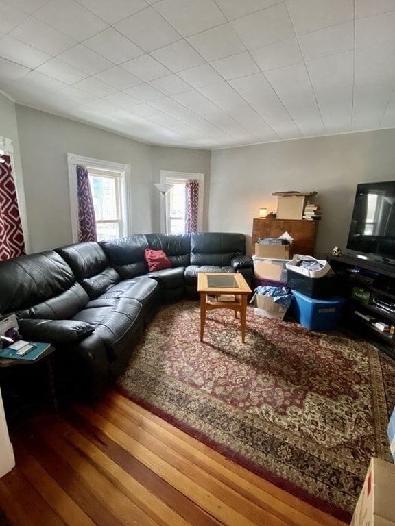 Photo - 110 Crescent Ave