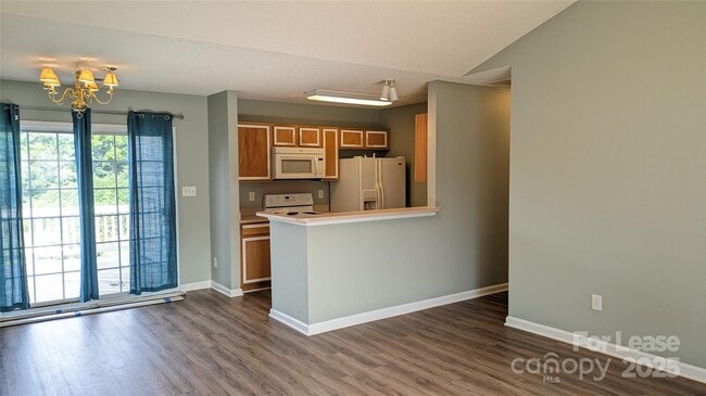 Photo - 111 Sterling Terrace Dr