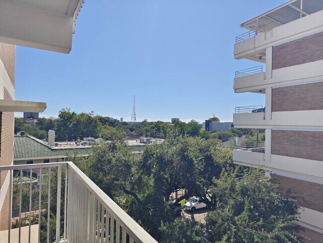 Photo - 3614 Montrose Blvd Unit 404