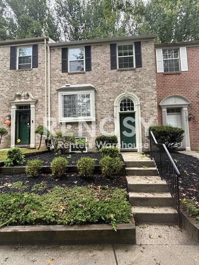 11873 New Country Ln
