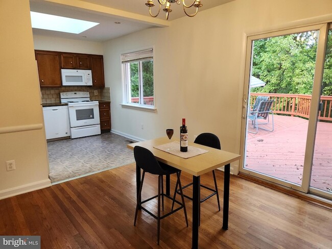 Photo - 3300 Potterton Dr