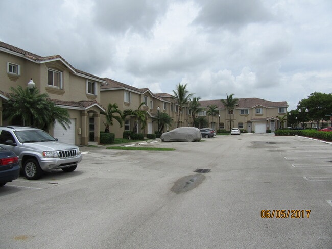 Photo - 2308 SE 23rd Ter