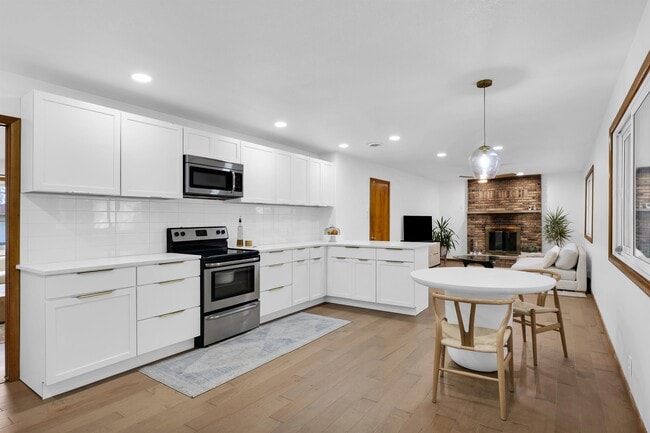 Photo - 2211 S Anderson St