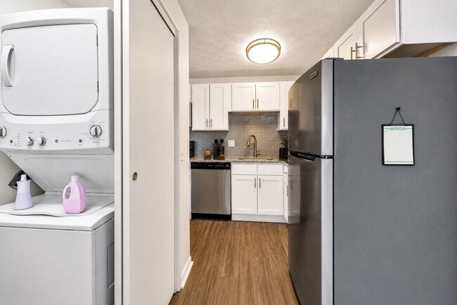Photo - Webster Manor Apartment Homes