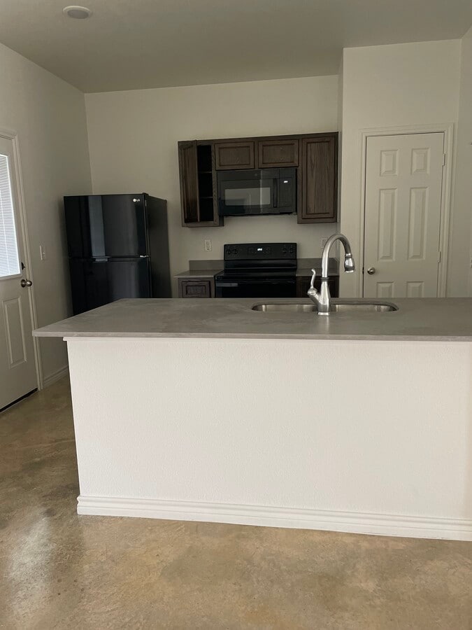 Photo - 1800 Emma Naylor Ct