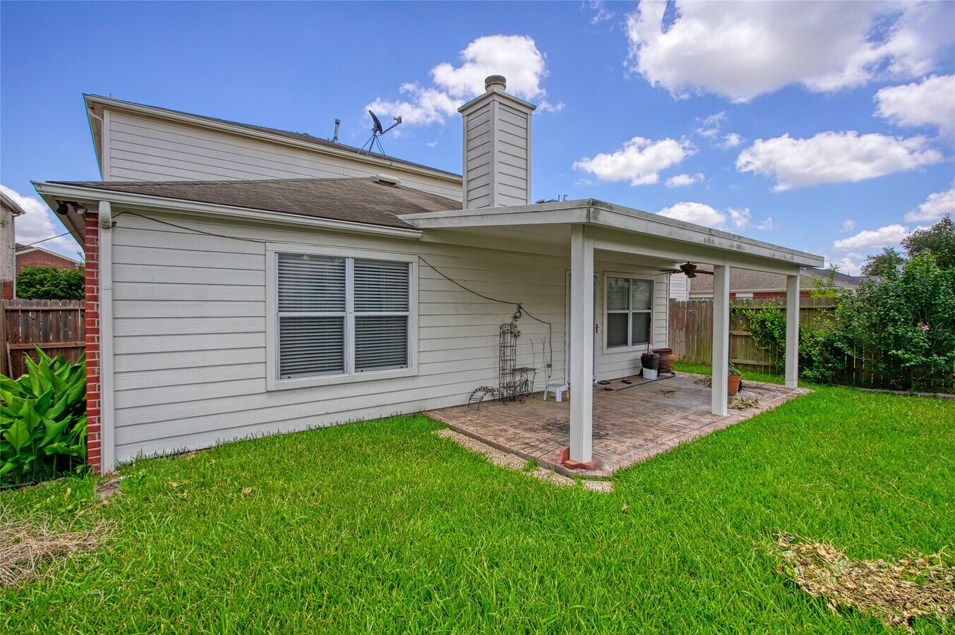 Photo - 10306 Logan Bridge Ln