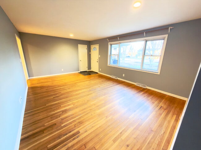 Photo - 5246 N 600 W