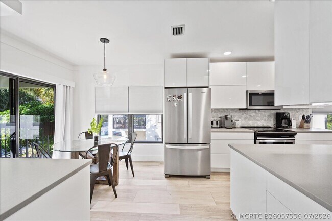 11311 Pond View Dr Unit C201