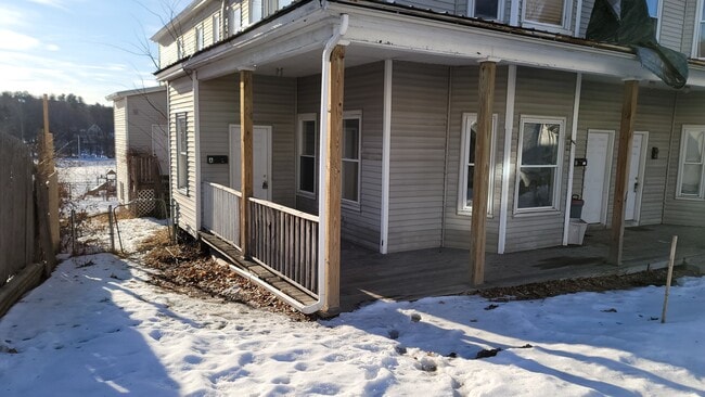 Photo - 31 Shaw St Apartment Unit 31A Shaw St.