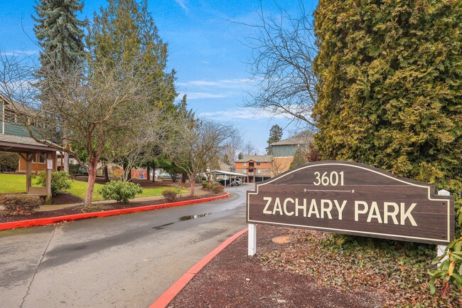 Zachary Park Apartments - Zachary Park Apartments