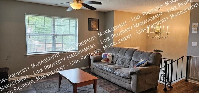 Photo - 2433 Meade Cir